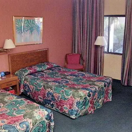 Fremont Plaza Hotel